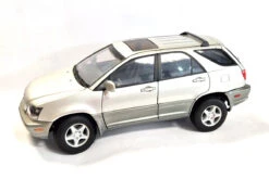 Gebraucht! Autoart 70031 Gateway Lexus RX300 Silber (LHD) Maßstab 1:18 - Fast Wie Neu -Spielwarenladen 20230707 145040