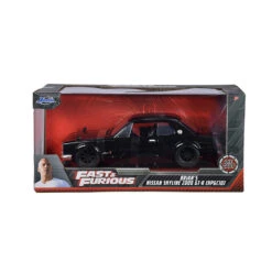 Jada 253203004 Brian's Nissan Skyline 2000 GT-R Schwarz - Fast & Furious Maßstab 1:24 Modellauto -Spielwarenladen 253203004 2 Brian s Nissan Skyline 2000 GT R schwarz