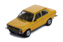 IXO Models CLC442 VW Polo Derby LS Orange 1977 Maßstab 1:43 Modellauto